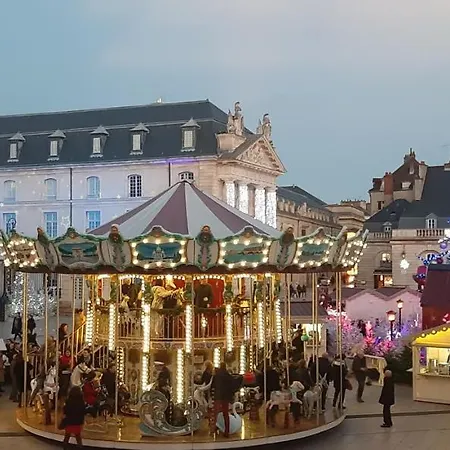 Le Pompon'ing, Coeur De Ville *